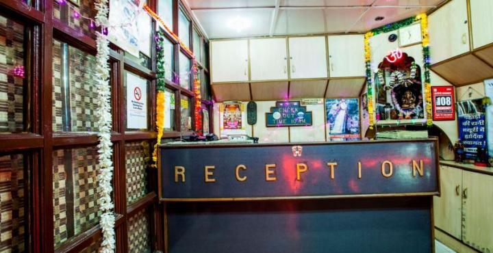 Hotel Library Presidency Mussoorie Bagian luar foto